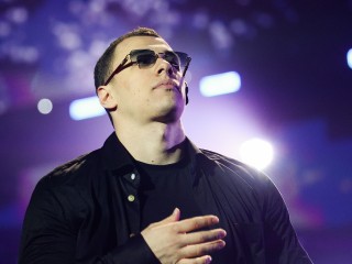 С кальяном и энергетиками в гримерке: Macan вместо службы в армии собирается выступать на новогодних корпоративах