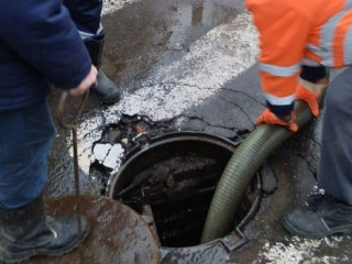 От пищи до строительного мусора: что обнаружили в канализационных сетях Фрязина