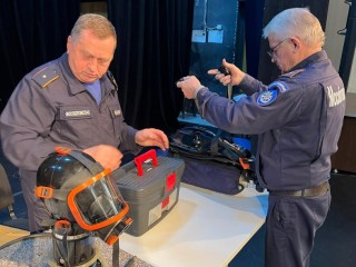 Дым – не стыд, глаза выест: как подмосковные пожарные проходят аттестацию на выносливость