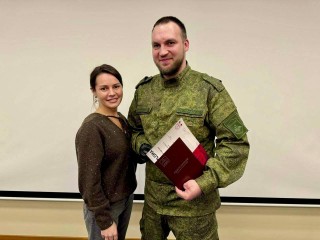 SMM приравняли к штыку: как ветераны СВО Подмосковья осваивают соцсети и нейросети