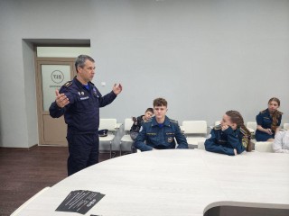 В колледже «Подмосковье» студентам напомнили о правилах дорожной безопасности