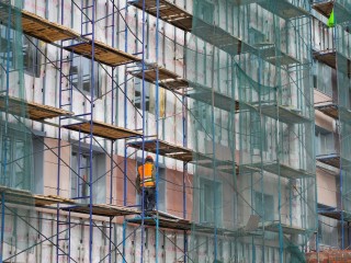 Больше гарантий для дольщиков: как в Подмосковье будут выявлять проблемных застройщиков и принимать меры