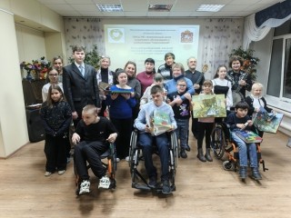 Праздник «В мире добрых дел» подарил радость детям с нарушениями зрения в Серпухове