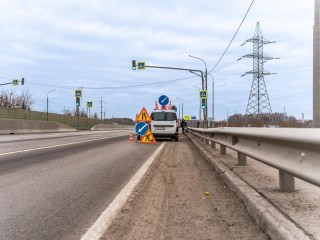 От стекол до знаков: дорожники Лосино-Петровского устроили масштабный «ремонт‑марафон»