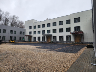 Последние штрихи — и здание не узнать: что ждет учеников обновленной Академии творчества в Ногинске