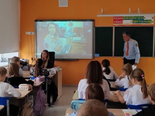 Как позвать на помощь и не растеряться: в Подольске провели мастер‑класс по безопасности для третьеклассников