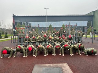 Строевая, тактика, химзащита: полный набор «взрослой жизни» для студентов в «Авангарде»