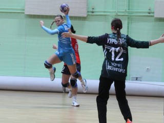 В Рузе спортсменки из двух регионов России сыграют в гандбол