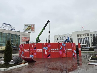 В Коломне и Озерах началась подготовка к новогодним праздникам