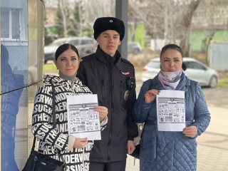 Об опасностях терроризма и экстремизма побеседовали полицейские  с зарайцами