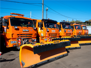 Прибыли новые пескоразбрасыватели: власти Мытищ подготовились к гололеду