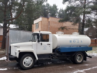 В поселке Новый на время работ для жителей установили цистерну с питьевой водой