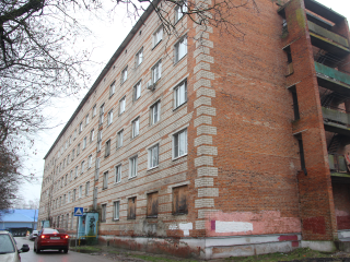 Бывшее общежитие на Софьи Перовской приводят в порядок