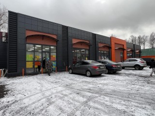 В Запрудне открылся магазин мечты: свежие фрукты и мясные деликатесы теперь в шаговой доступности