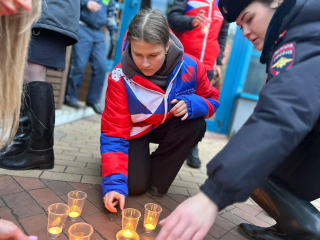 Акция памяти жертв дорожно-транспортных происшествий прошла в колледже «Энергия»: чем поделились наставники и какие правила безопасности важно помнить