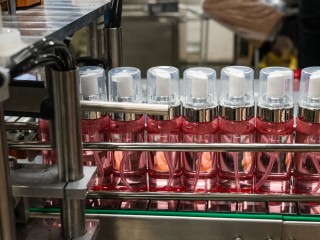 «Лицо» Подмосковья на мировом рынке: Российский бренд косметики продал полмиллиона кремов и строит империю в СНГ