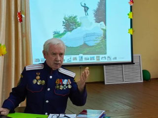 Почетный житель Наро-Фоминского округа провел урок истории для школьников