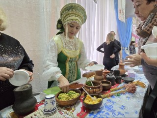 Национальные блюда отведали гости фестиваля «Под небом единым»