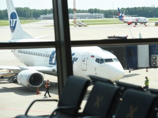 Путешественникам напомнили, какие документы нужны детям для поездки за границу