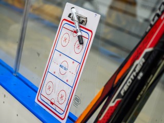 Одно поражение и долгожданная победа: хоккеисты «Атланта» завершили полосу неудач