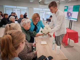 «Соловьи, не пойте больше песен»: на открытии Парты Героя в Бронницах звучала музыка