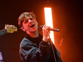 «Любая песня SHAMAN»: Дмитриенко раскрыл, что хотел бы исполнить на «Интервидении»