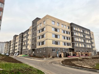 В новостройку в Озерах из аварийных домов переедут 78 семей