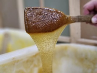 Ажиотаж у покупателей вызвала выставка-продажа меда из Башкирии