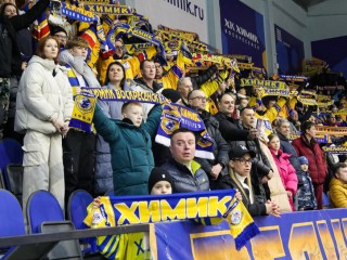 Стены не помогли: в домашнем матче ВХЛ воскресенский «Химик» уступил «Челмету»