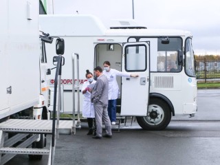 Если пациент не идет к врачу, врач идет к пациенту: как в Подмосковье пройти диспансеризацию прямо на рабочем месте