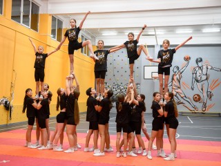 Золото, серебро и снова золото: команда Лыткарина стала лучшей в чирлидинге