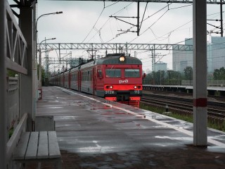 В Голицыне подросток-«зацепер» упал с поезда, но остался жив