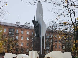 Фото почетного гражданина Фрязина Владимира Брайниса вернется на стенд на площади Победы