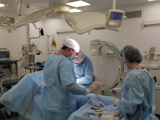 В Долгопрудном хирурги спасли своего коллегу, внезапно оказавшегося пациентом