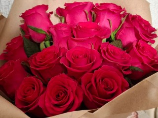 Семейный альбом начала XX века показали в музее-заповеднике «Горки Ленинские»