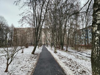 Преобразился всего за два месяца: жители Солнечногорска оценили дорожки и лавочки в новом сквере