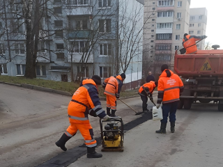 Дорожники завершили ямочный ремонт в Калининце