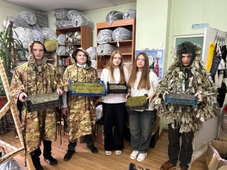 Маскировка и подушки для раненых: как студенты Орехово-Зуева трудятся для фронта