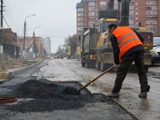 Асфальтовый финиш: на улице Горького в Ступине завершают ремонт