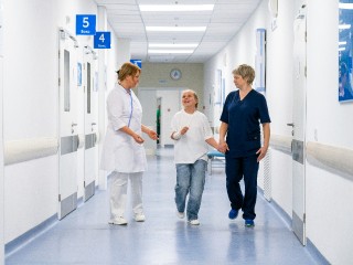 Доходы медиков растут: средняя зарплата врачей в Московской области превысила ₽164,5 тыс.