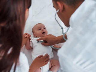 Когда забота становится частью профессии: подмосковные педиатры в свой праздник через флешмоб обратились к родителям