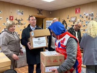 Из Подмосковья в зону СВО отправили около 8 т гумпомощи за неделю