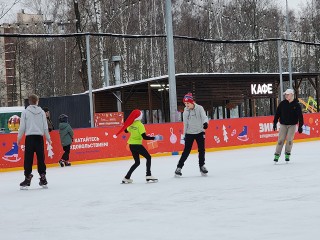 Два катка зальют в парках Пушкино и Ивантеевки к 1 декабря