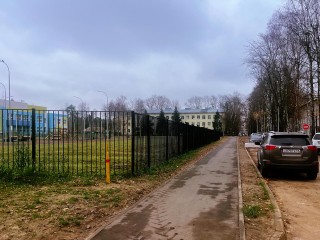 Народные тропы к детскому саду, поликлинике и рынку обустроили в Щелкове