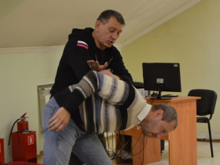 Народные дружинники Наро-Фоминска отработали приемы самообороны