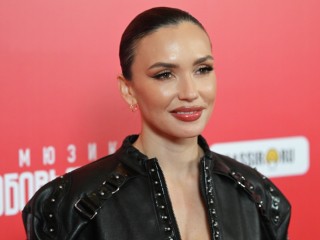 Без грима и фильтров: Ольга Серябкина показала естественную красоту в 40 лет