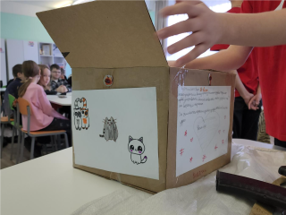 На каникулах школьники Каширы собрали корм для животных в приюте