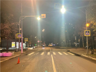 Подросток получил травмы после наезда автомобиля на улице Веры Волошиной