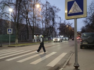 Безопасность на дорогах: в городе установят ростовые фигуры, знаки и новое освещение