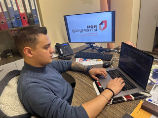 Цифры и ноты: как начальник отдела МФЦ совмещает работу с творчеством